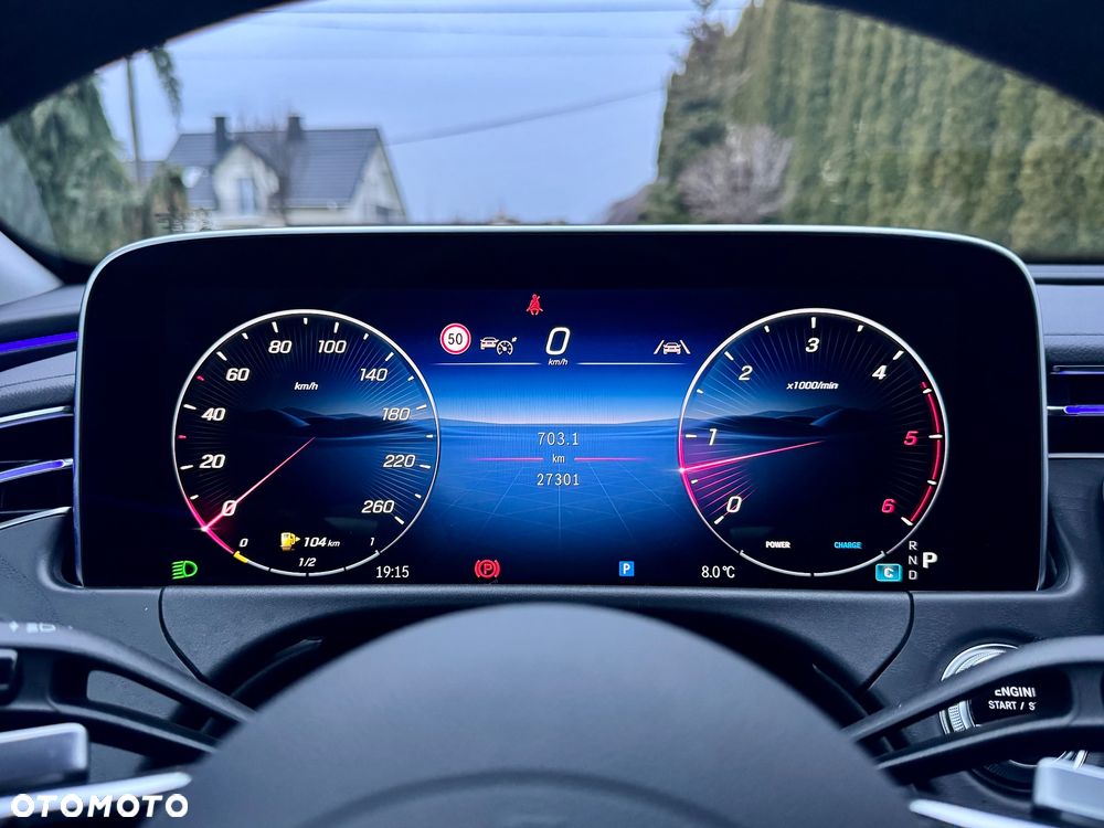 Mercedes-Benz Klasa E 220 d 4-Matic - 29