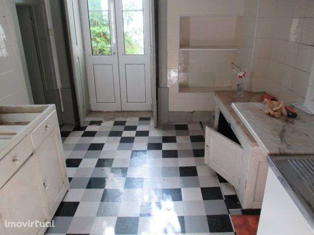 Vivenda na Av. Dias da Silva - Grande imagem: 5/27