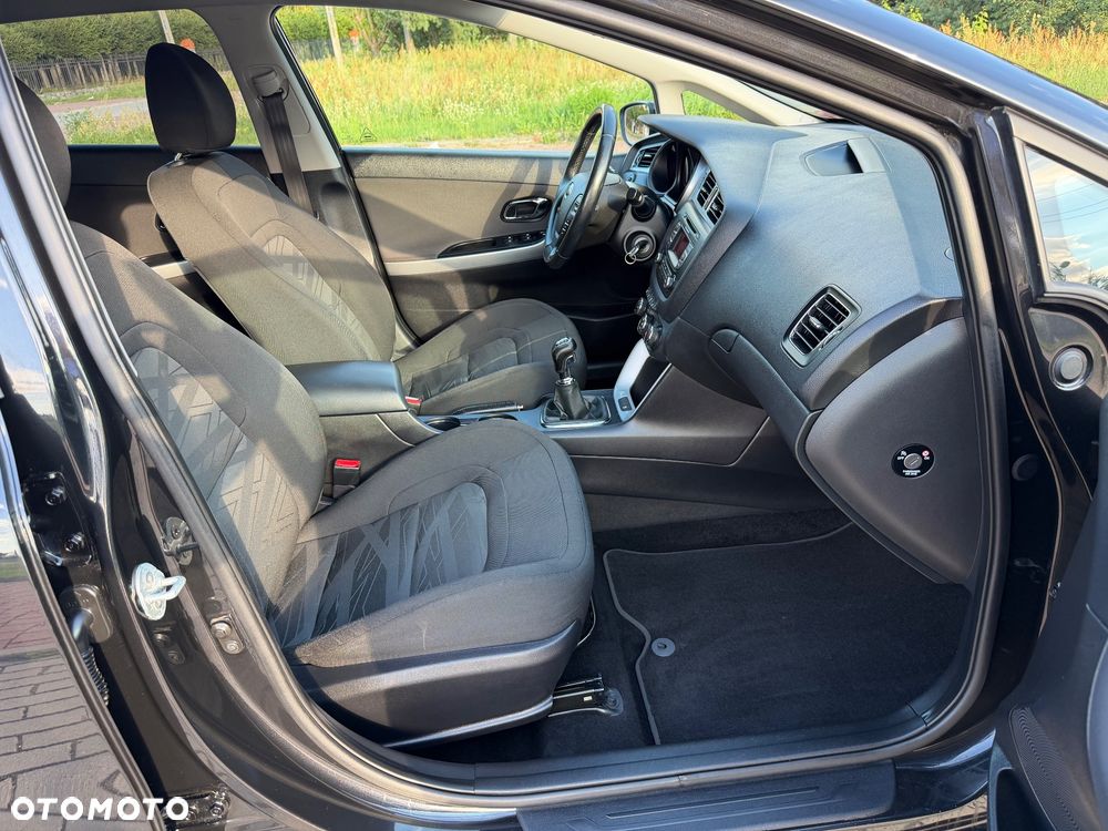 Kia Ceed 1.4 CVVT Dream Team Edition - 12
