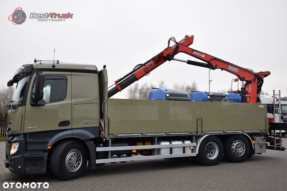 Mercedes-Benz ACTROS 2545 / 6X2 / SKRZYNIOWY 6,5 M / HDS MKG HLK 221 a2V  / STEROWANIE RADIOWE  PILOT / CAŁY NA PODUSZKACH  / OŚ SKRĘTNA / ROTATOR / CHWYTAK / - 35