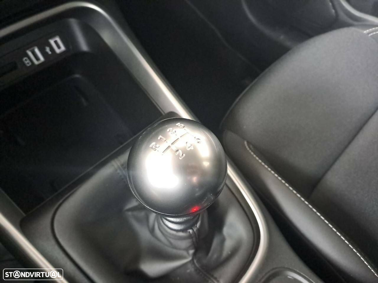Jeep Avenger 1.2 GSE T3 Altitude - 18