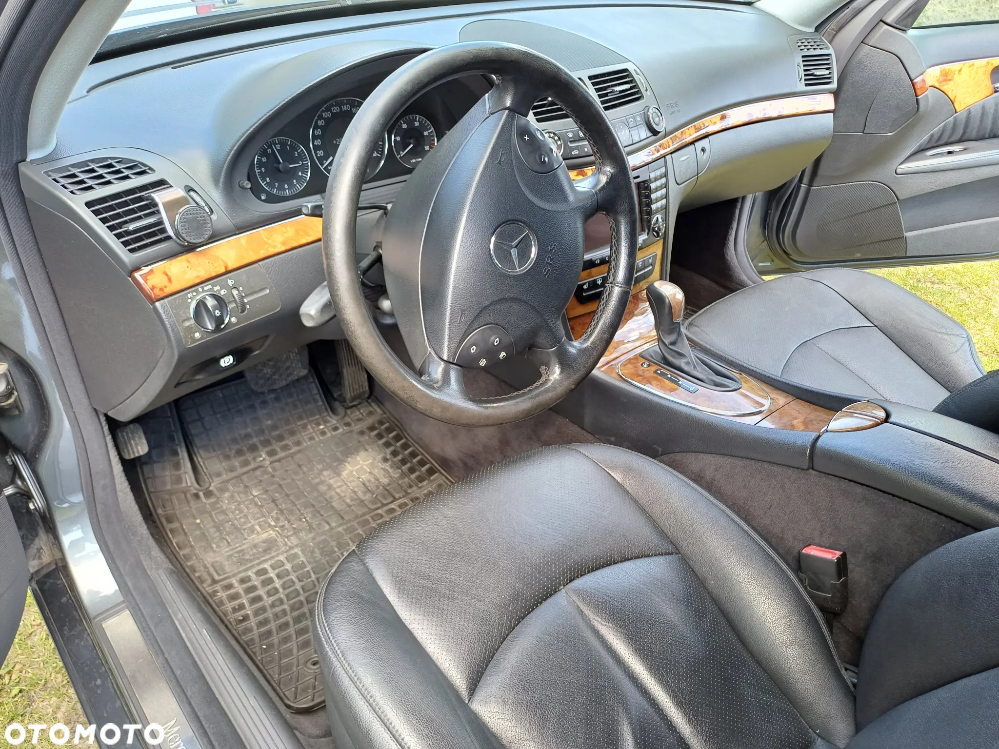 Mercedes-Benz Klasa E 320 CDI Elegance - 14