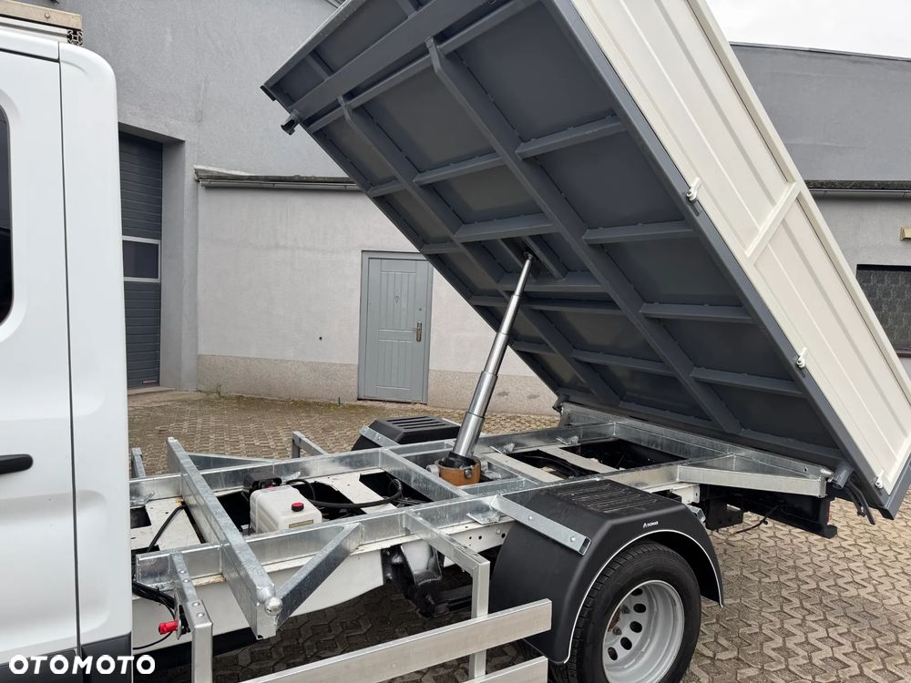 Ford Transit - 21