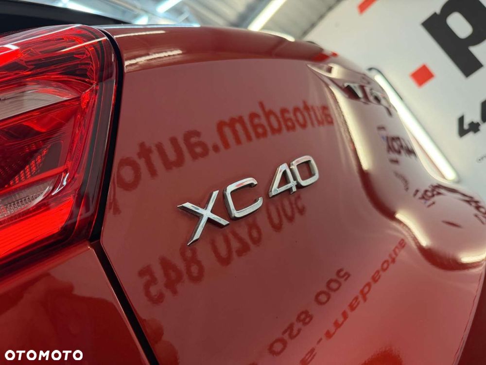 Volvo XC 40 - 18