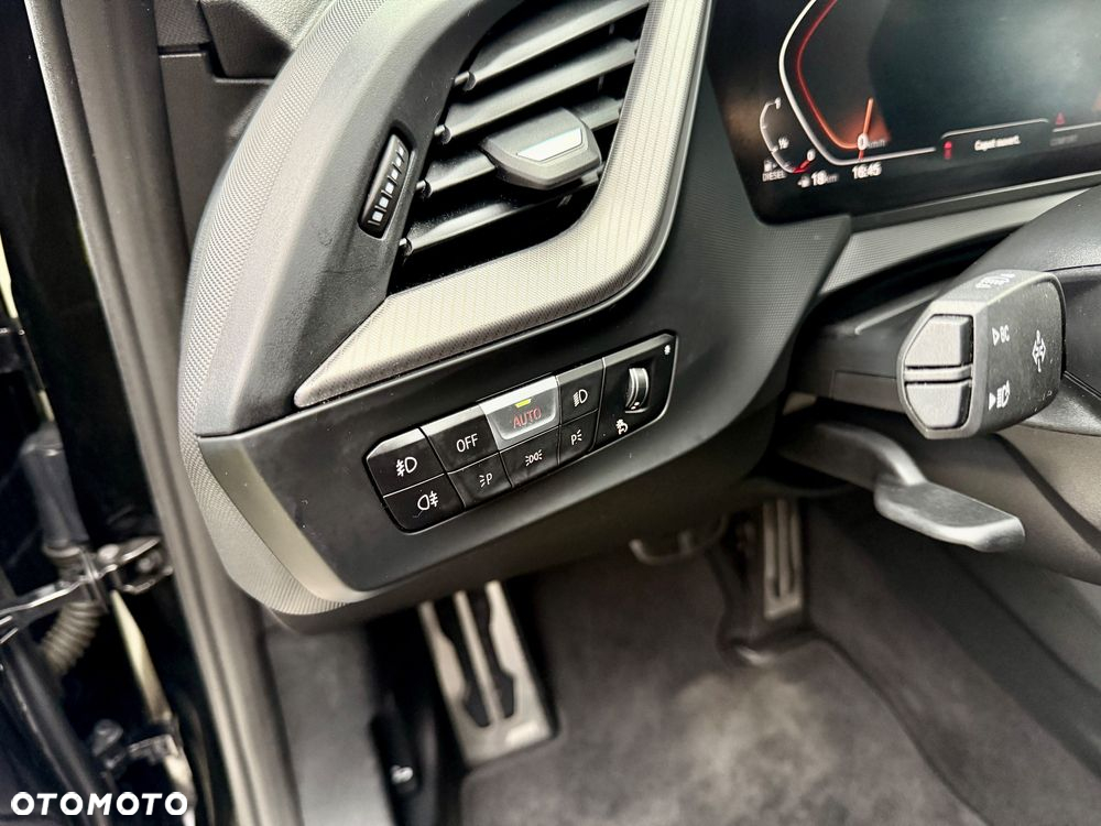 BMW Seria 1 118d M Sport sport - 26