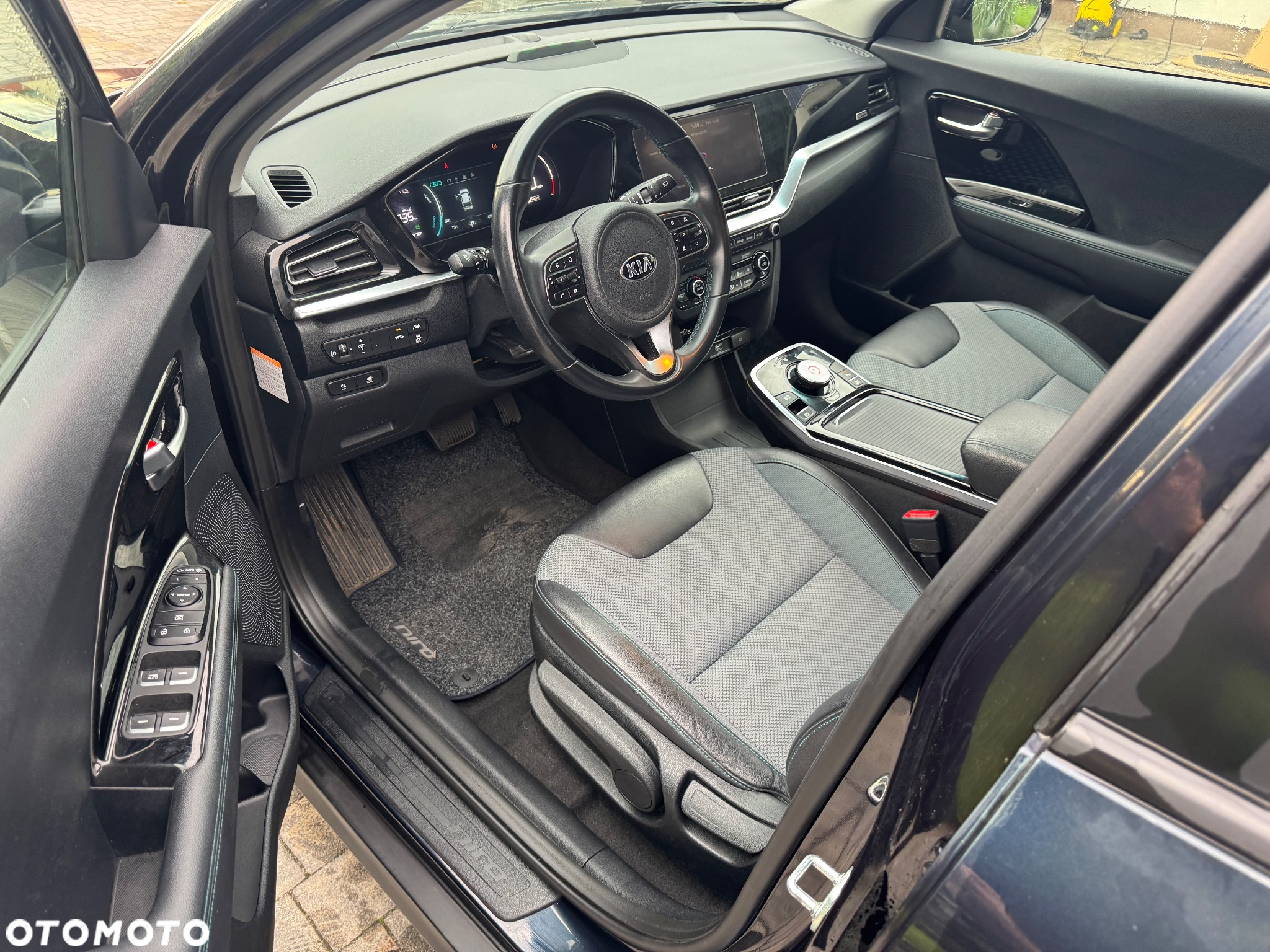 Kia Niro e-Niro 64kWh L - 4