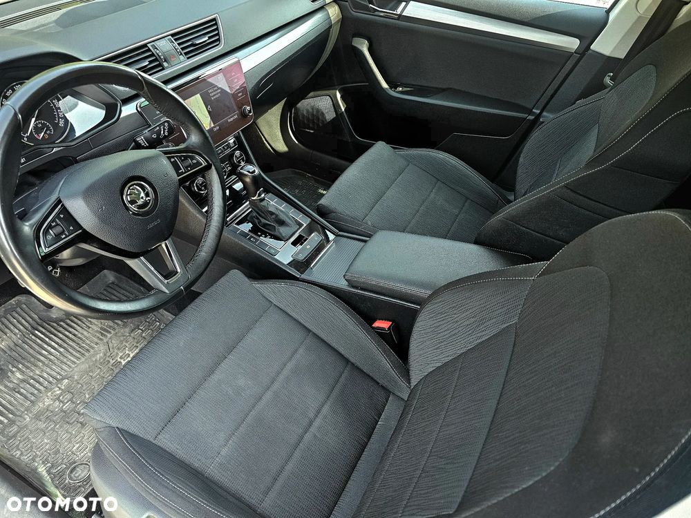 Skoda Superb 2.0 TDI SCR 4x4 Ambition DSG - 13