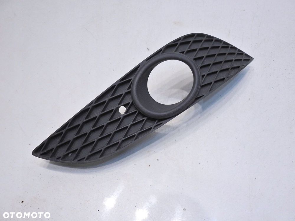 KRATKA ZDERZAKA PRAWA OPEL ASTRA III H LIFT - 5