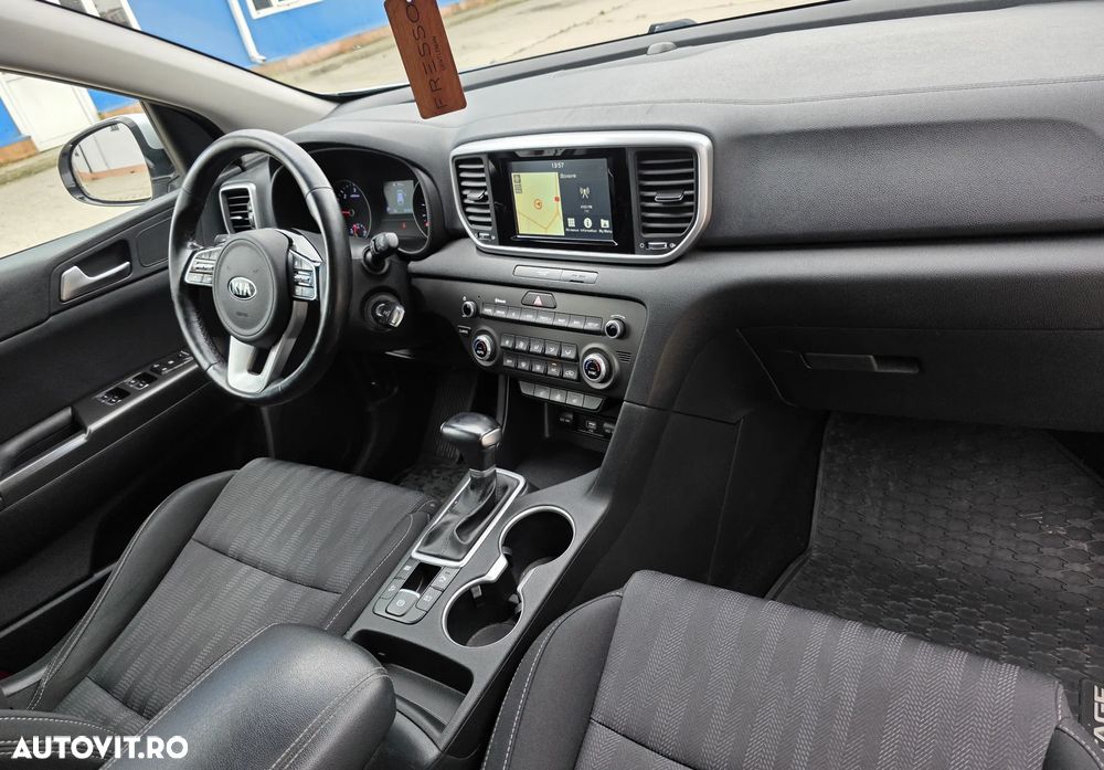 Kia Sportage 1.6 DSL MHEV 7DCT HP 4x2 Style - 27