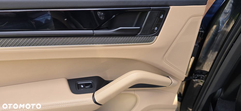Porsche Cayenne Standard - 16