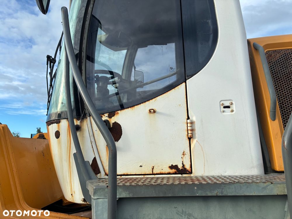 Liebherr L550 - 12