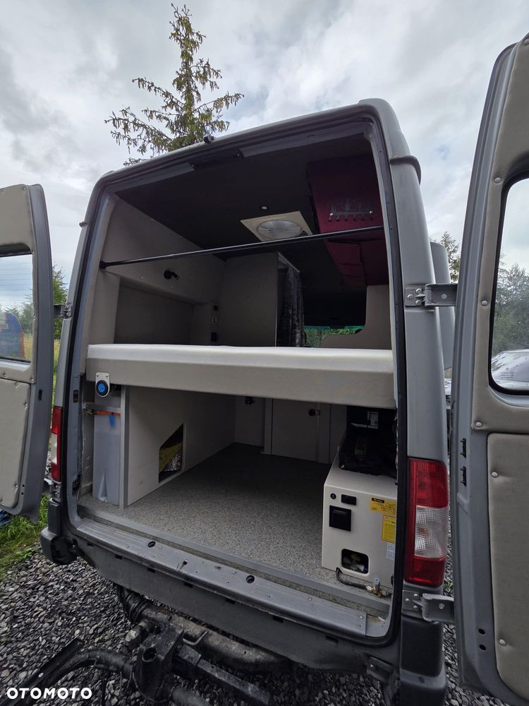 Mercedes-Benz Sprinter - 19