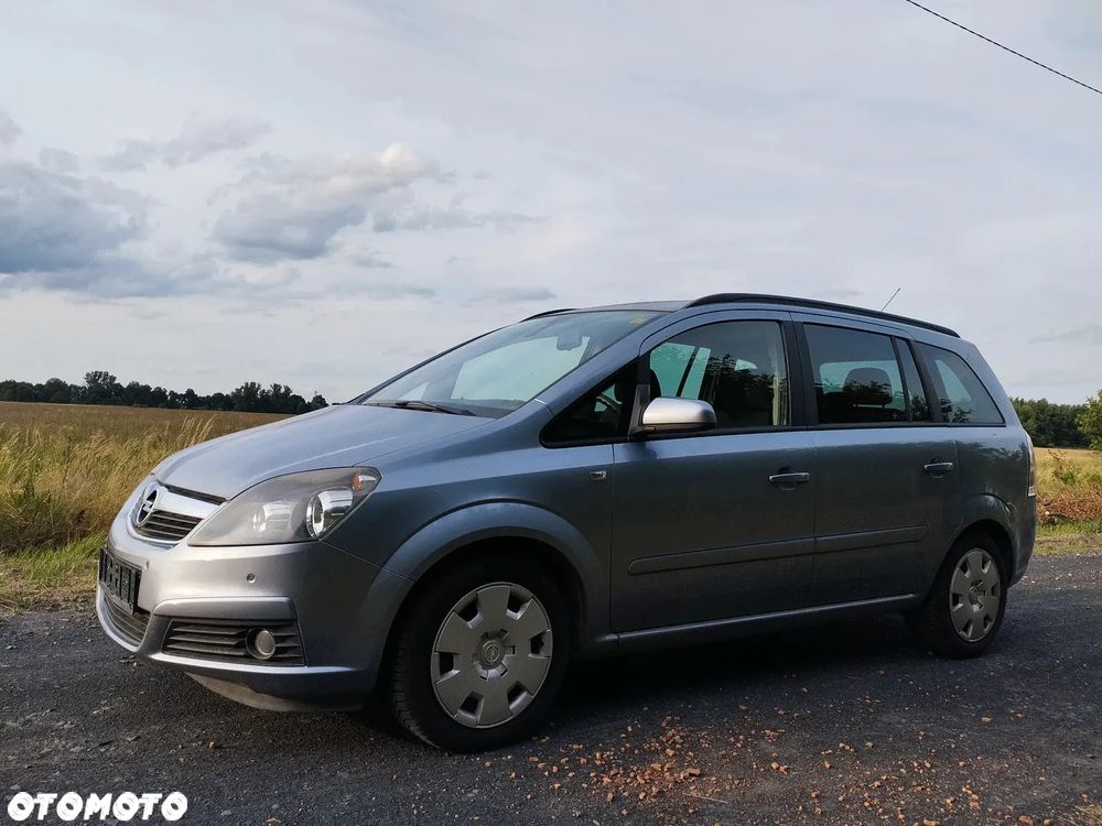 Opel Zafira - 9