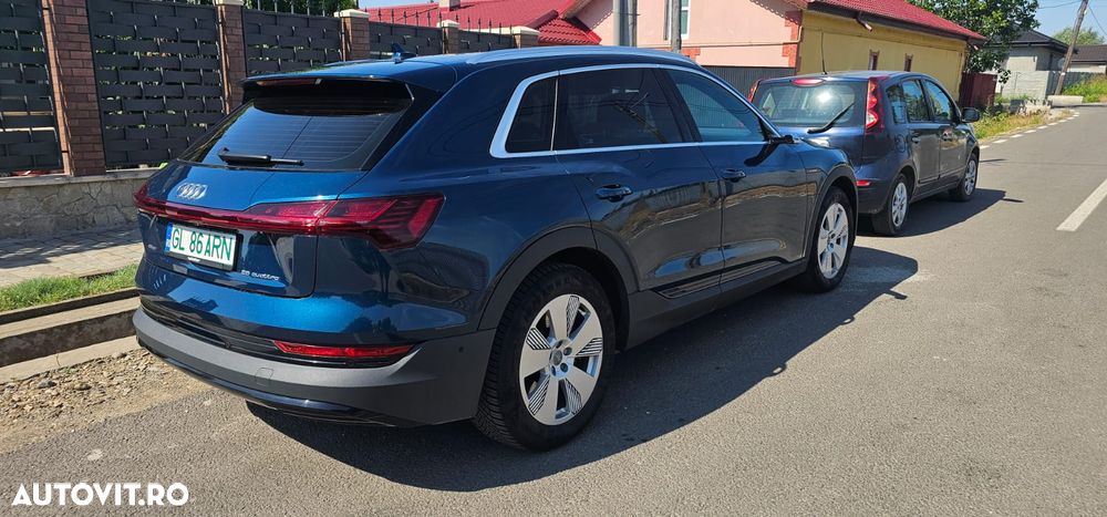 Audi e-tron quattro S - 16