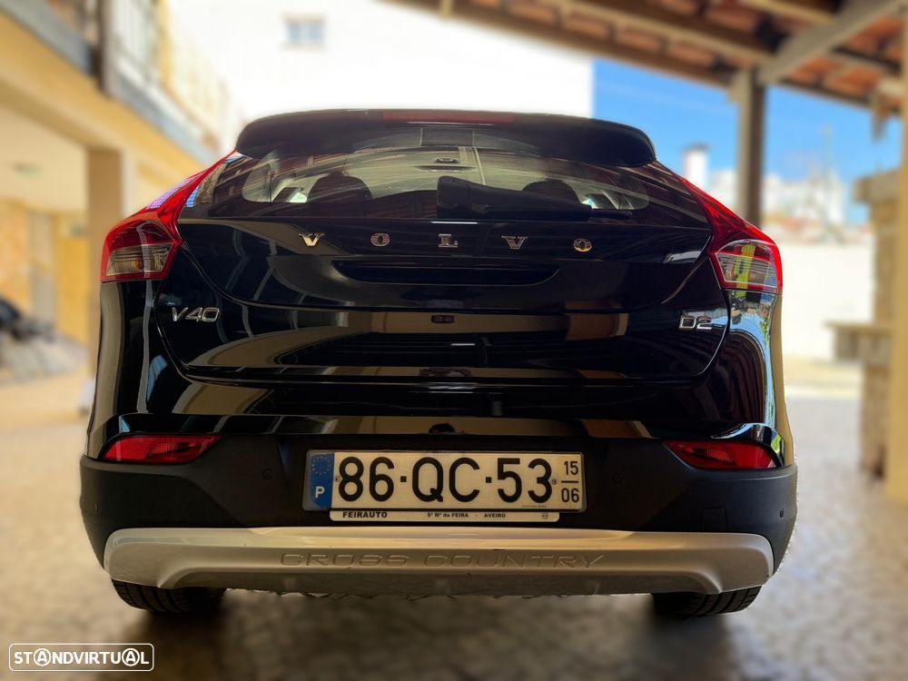 Volvo V40 Cross Country - 5