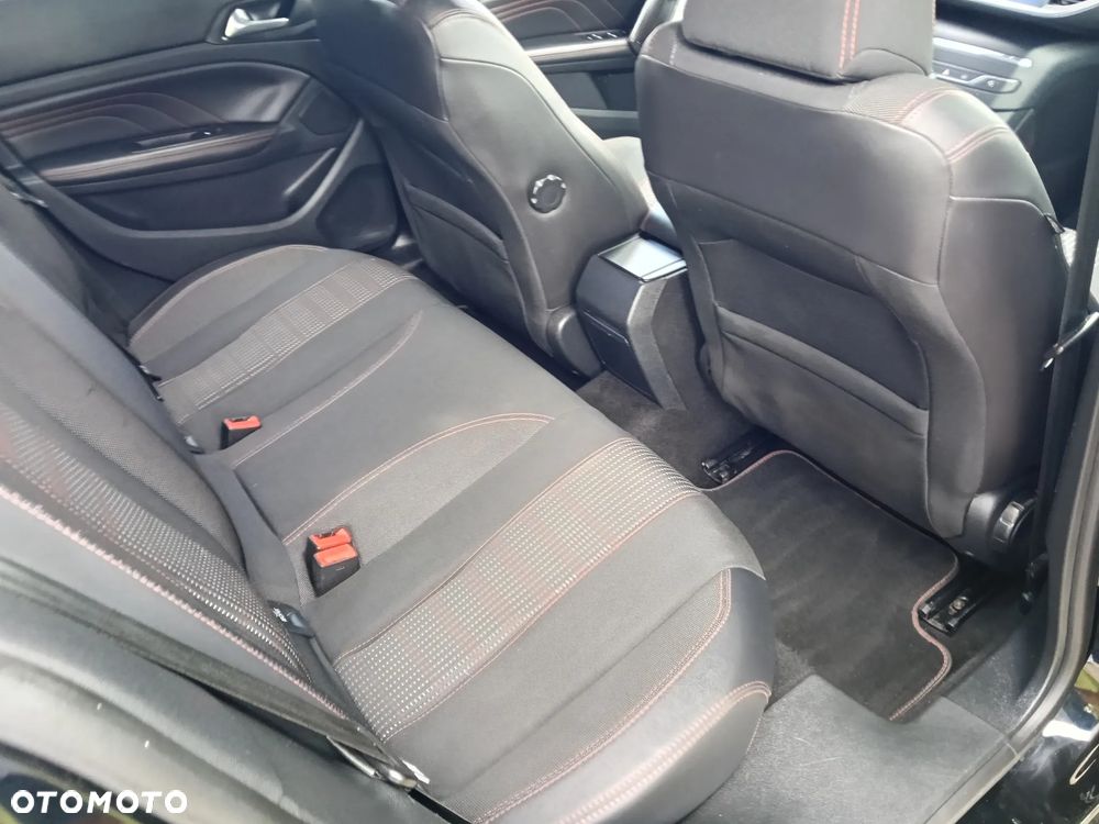 Peugeot 308 PureTech 130 GPF EAT8 Black Edition - 11
