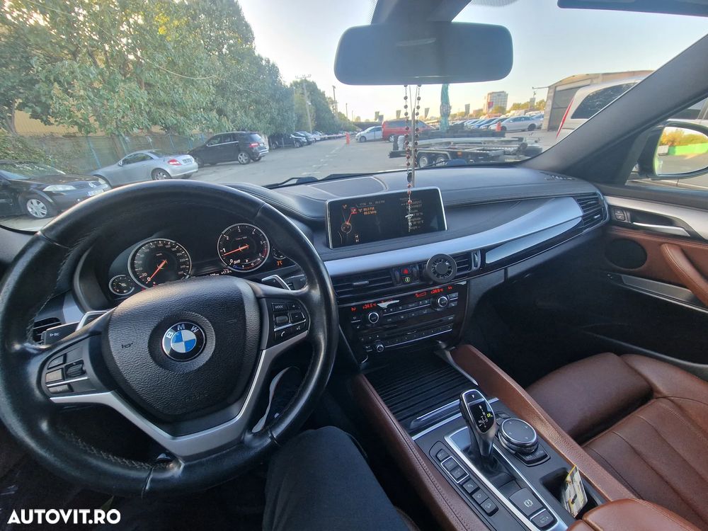 BMW X6 xDrive30d - 23
