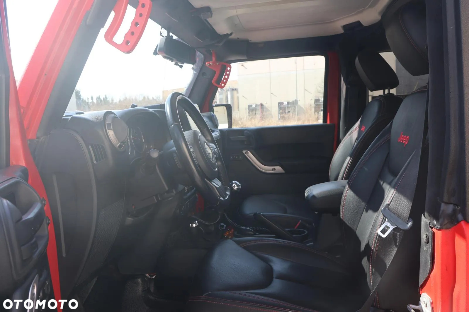 Jeep Wrangler - 10