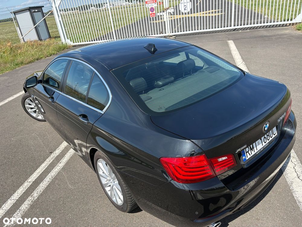 BMW Seria 5 535i xDrive Luxury Line - 15