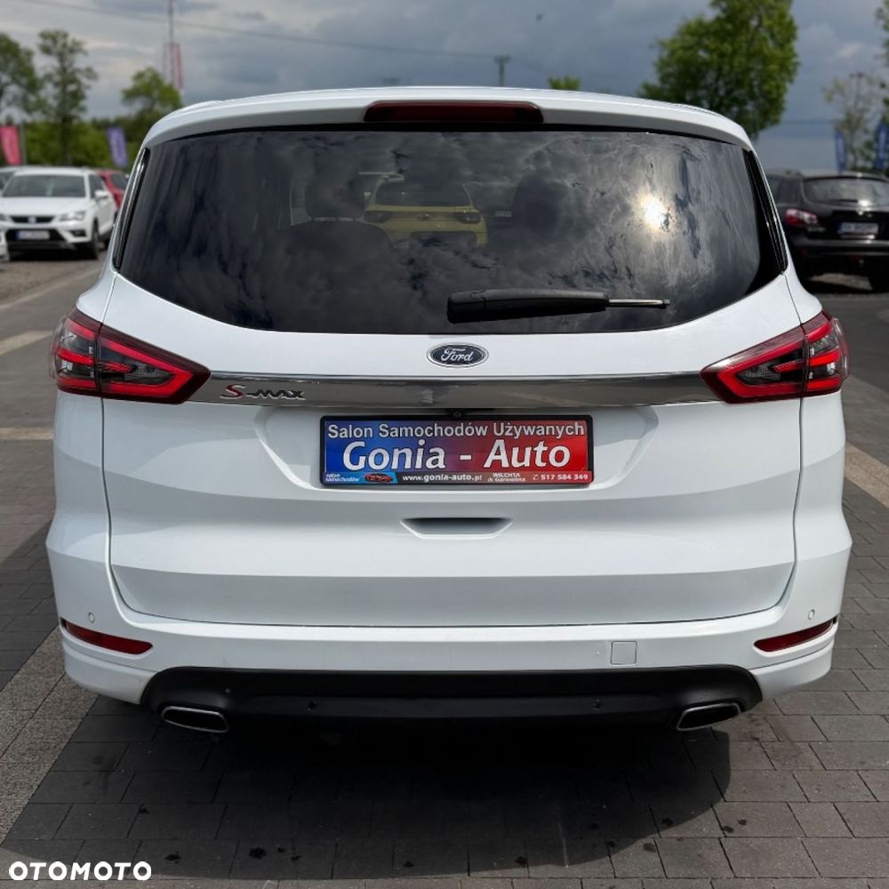 Ford S-Max - 10