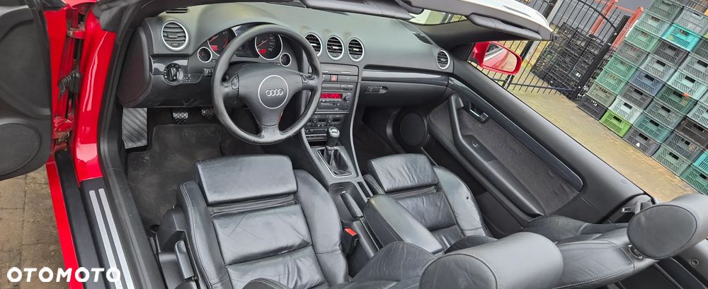 Audi A4 Cabrio 1.8 T - 34