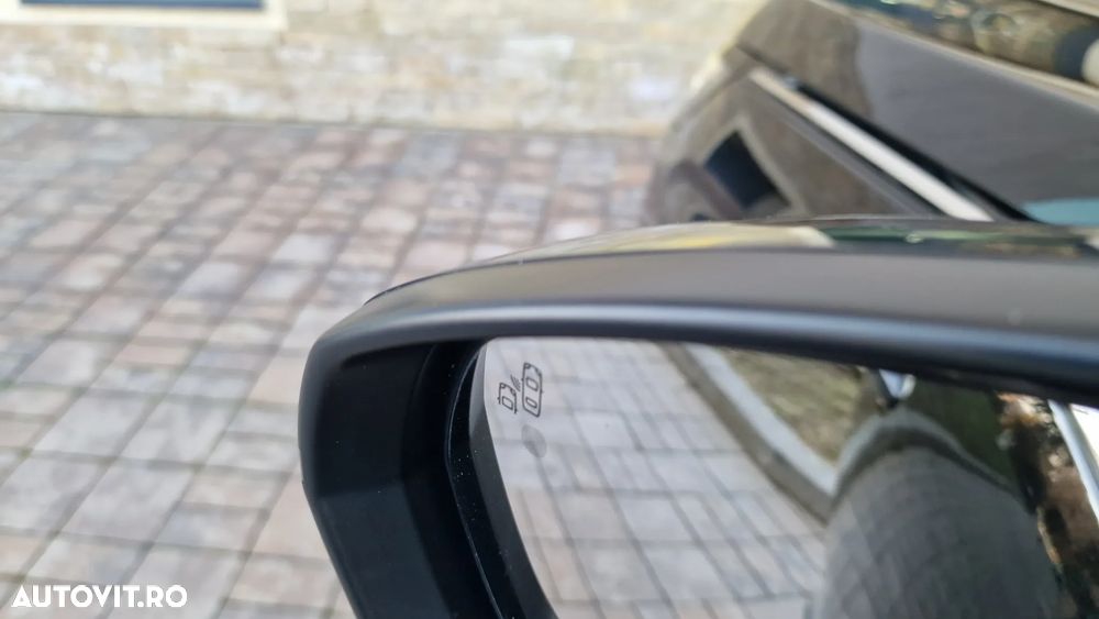 Peugeot 3008 PHEV 300 EAT8 4X4 GT - 30