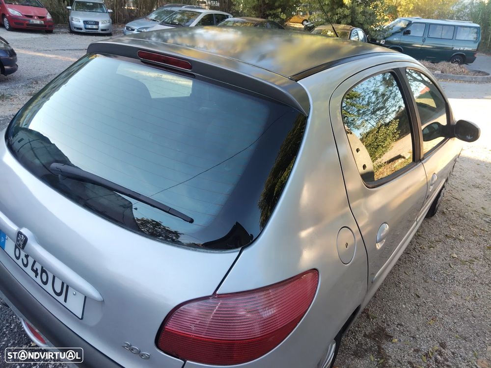 Peugeot 206 1.1 XR Présence - 3