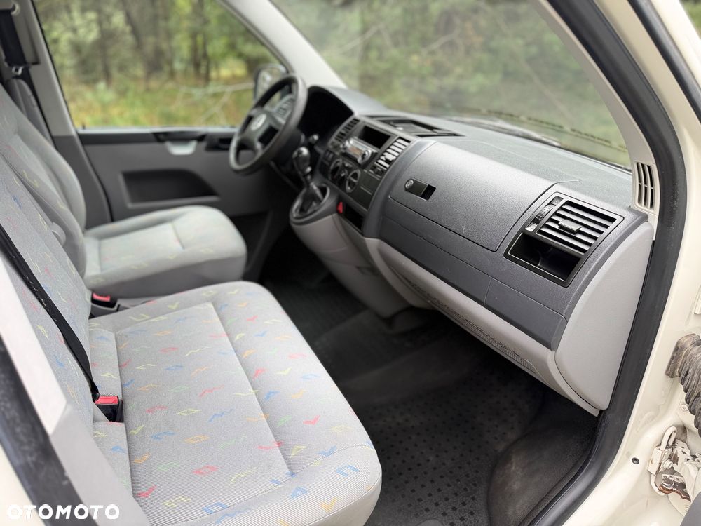 Volkswagen Transporter T5 - 9