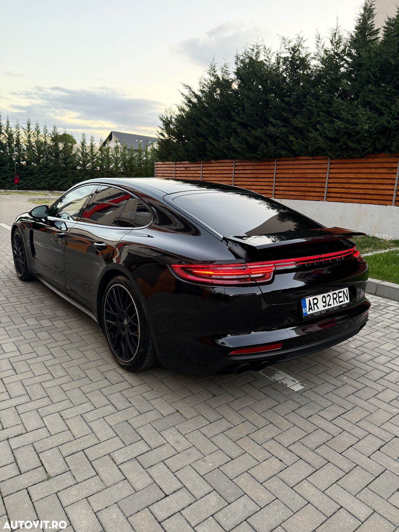 Porsche Panamera 4S - 1