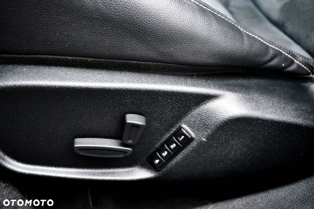 Ford Mondeo 2.0 TDCi Titanium - 14