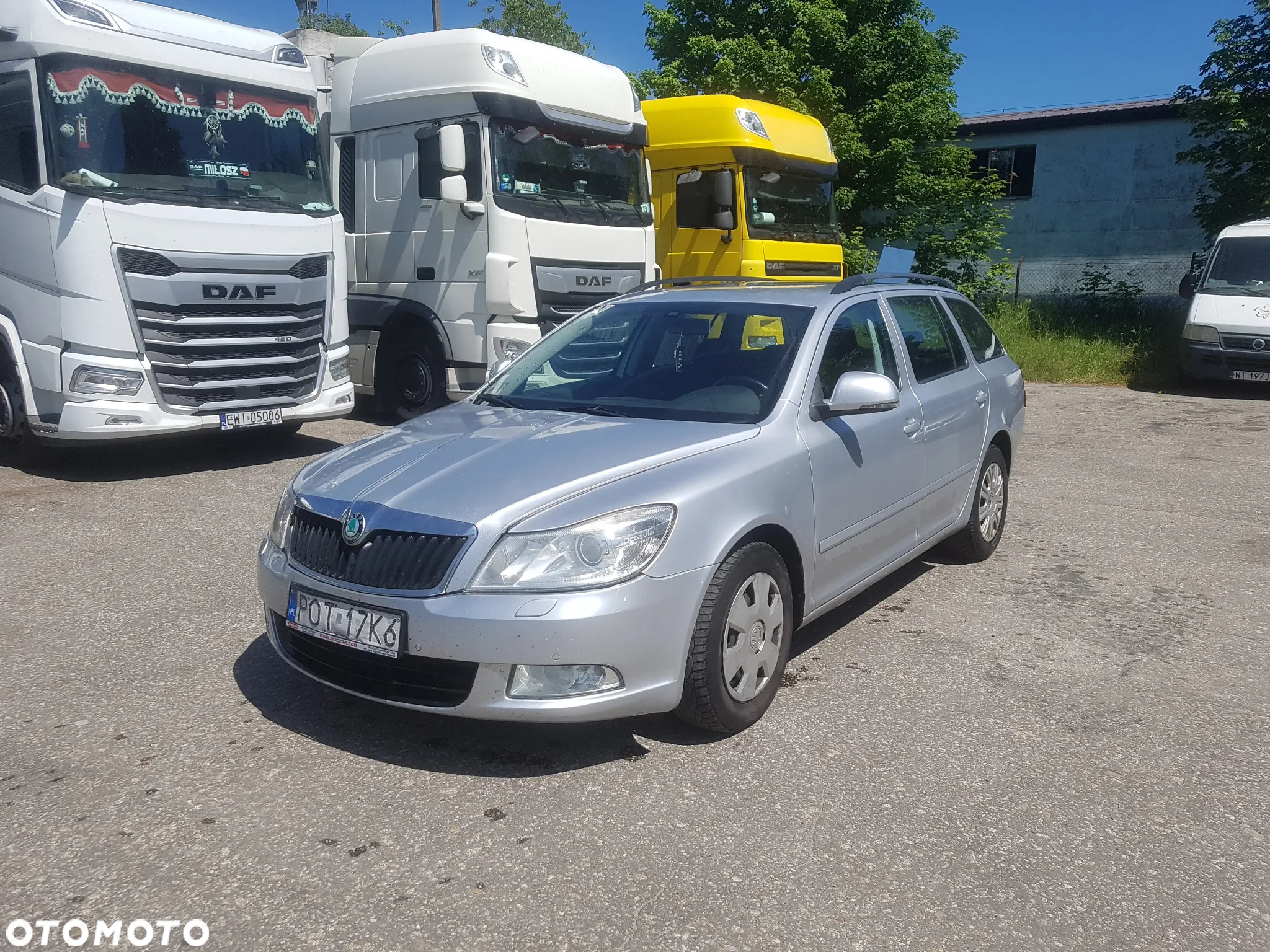 Skoda Octavia 2.0 TDI DPF Elegance DSG - 2
