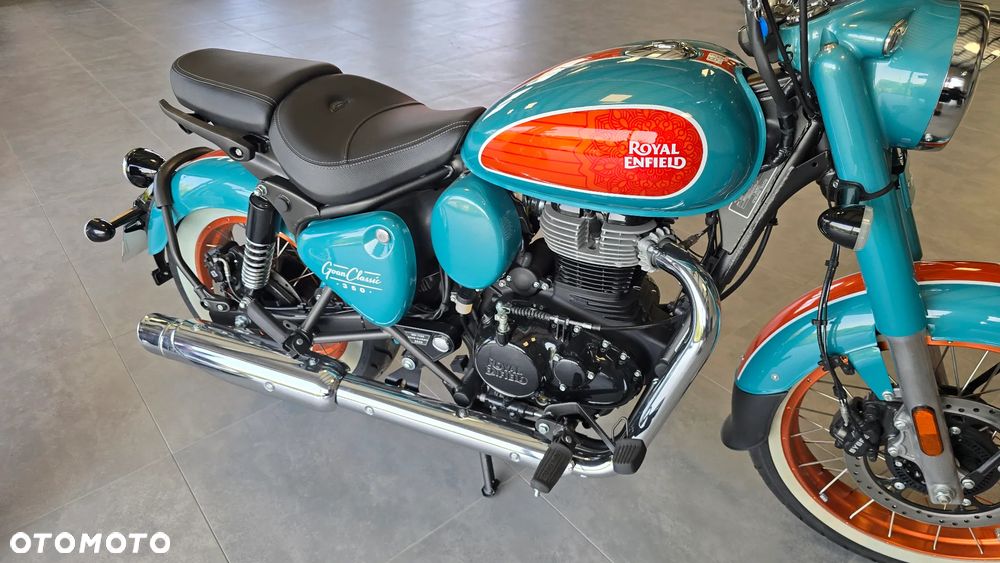 Royal Enfield Classic - 22