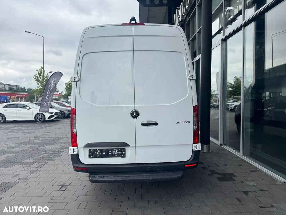 Mercedes-Benz Sprinter 317 CDI - 4