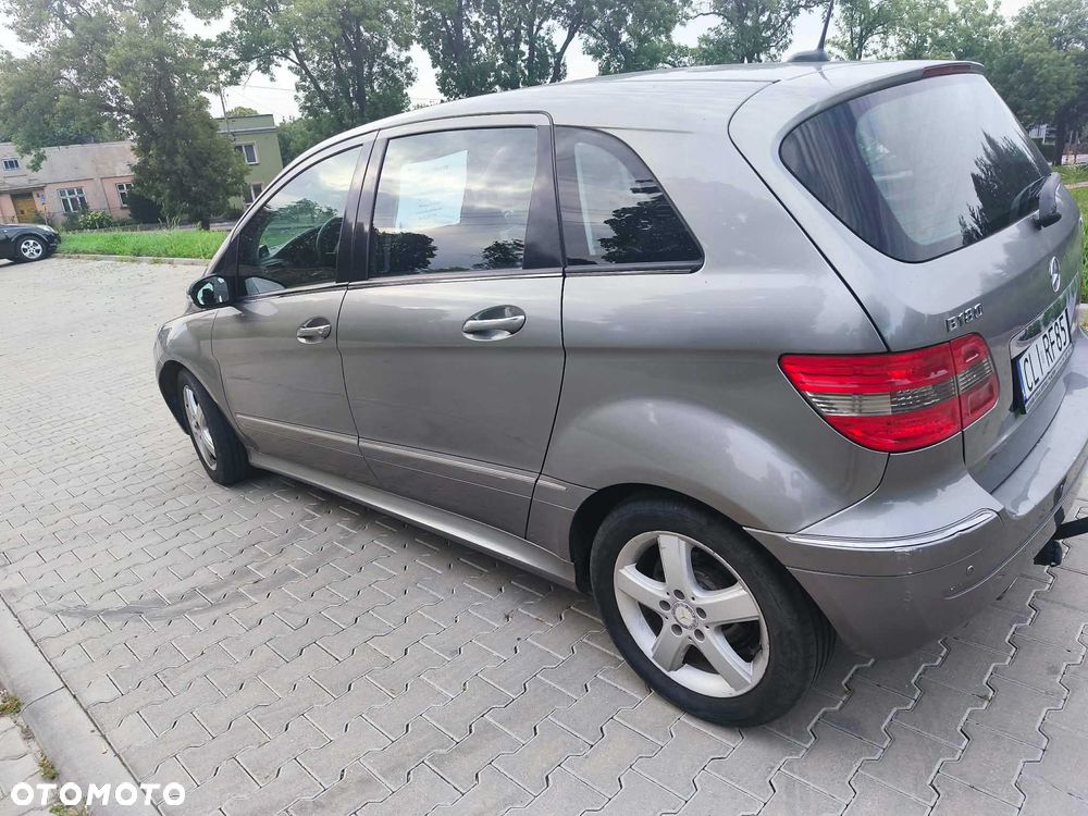 Mercedes-Benz Klasa B - 2