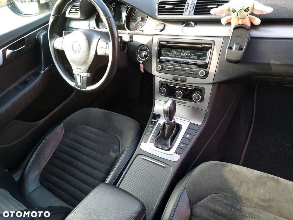 Volkswagen Passat 2.0 TDI Comfortline DSG - 15