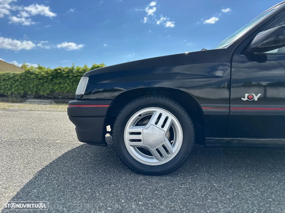 Opel Corsa 1.4i Joy - 2