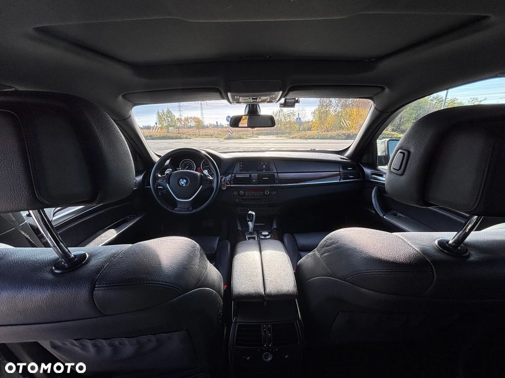 BMW X6 xDrive30d - 11
