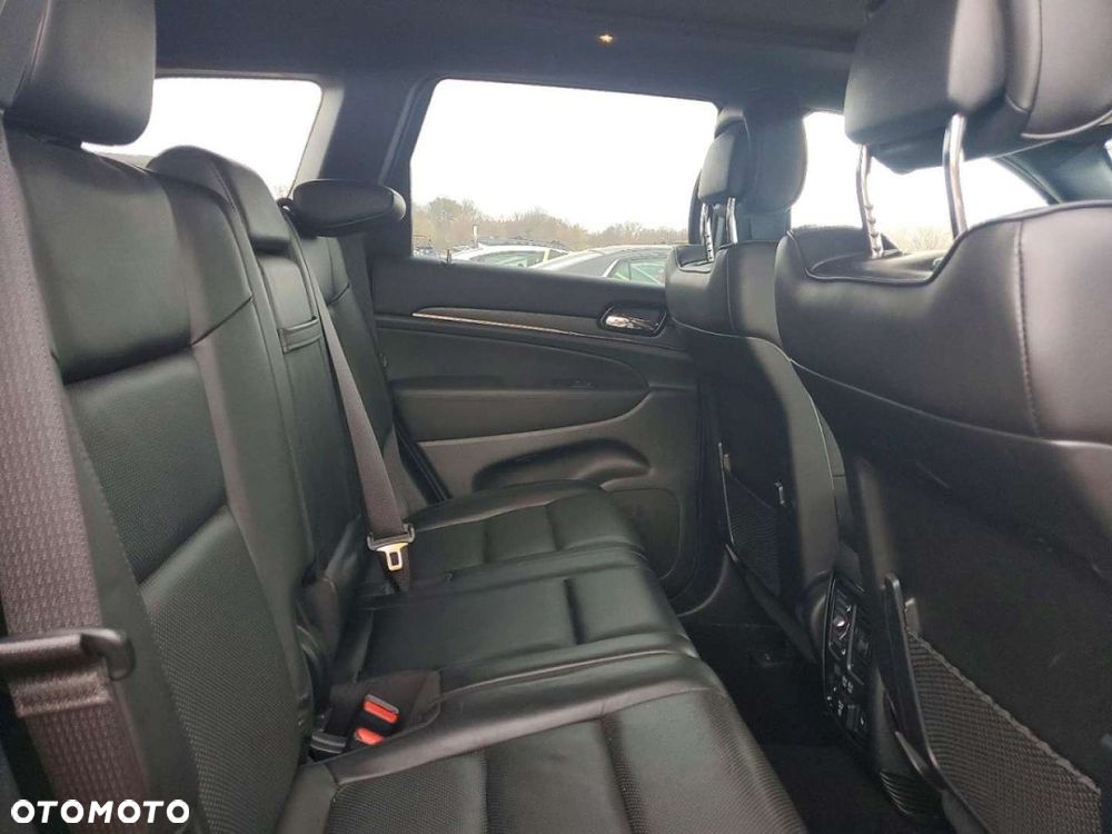 Jeep Grand Cherokee - 9