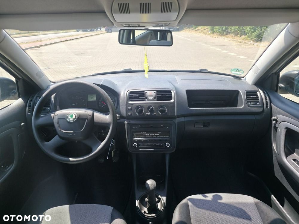 Skoda Fabia - 11