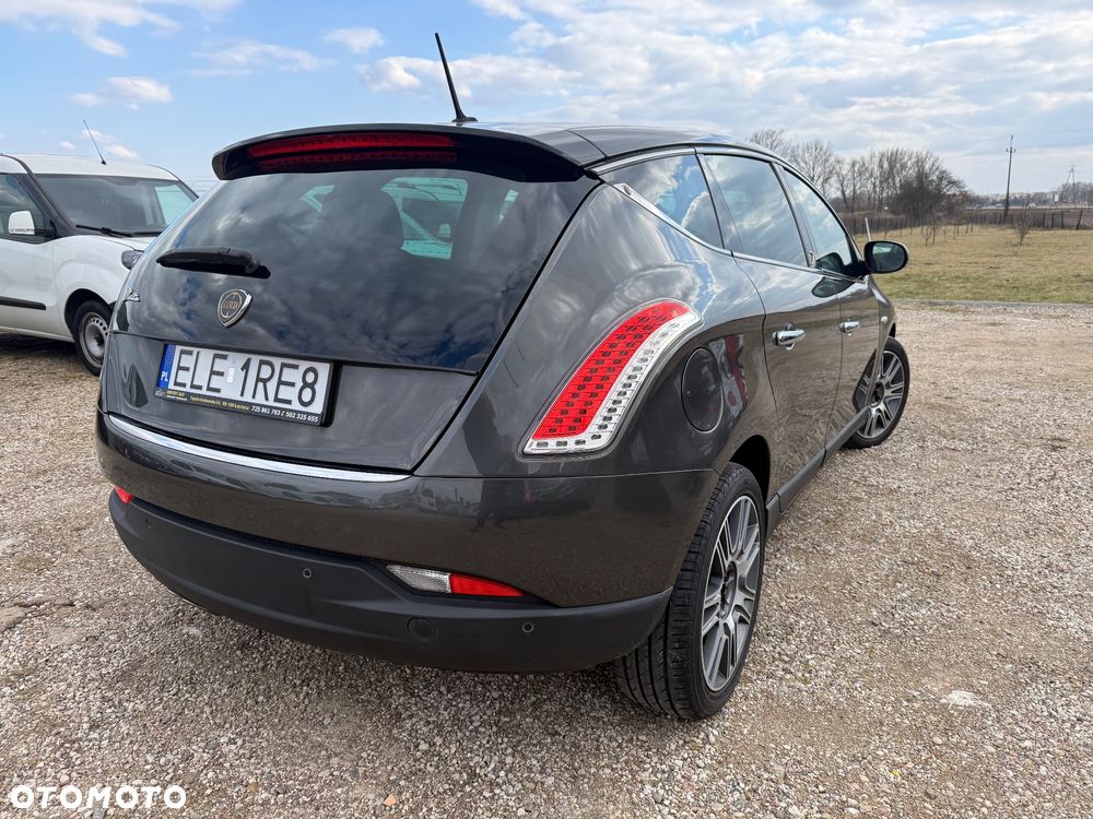 Lancia Delta 2.0 MultiJet 16v Oro - 28