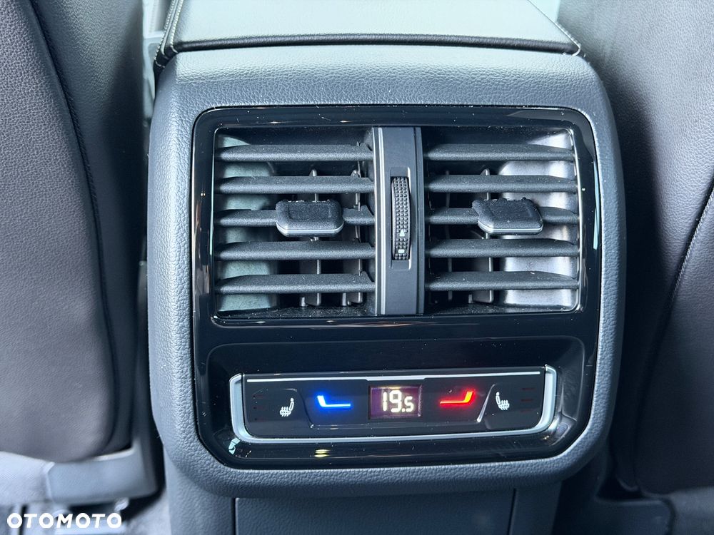 Volkswagen Arteon 2.0 TDI SCR 4Motion DSG R-Line - 22