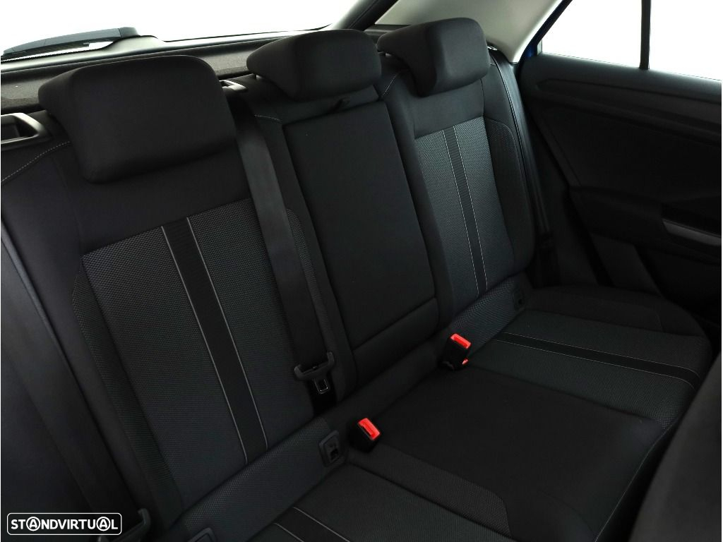 VW T-Roc 1.0 TSI Life - 13