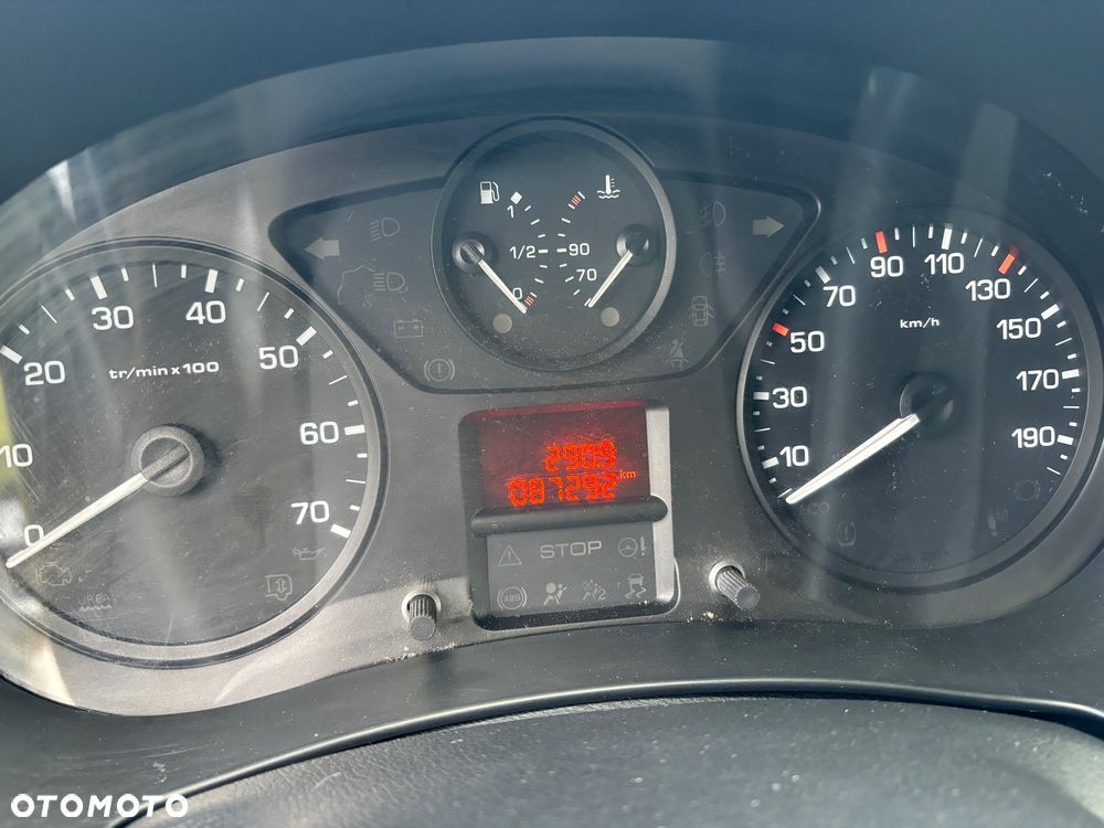 Peugeot Partner - 9