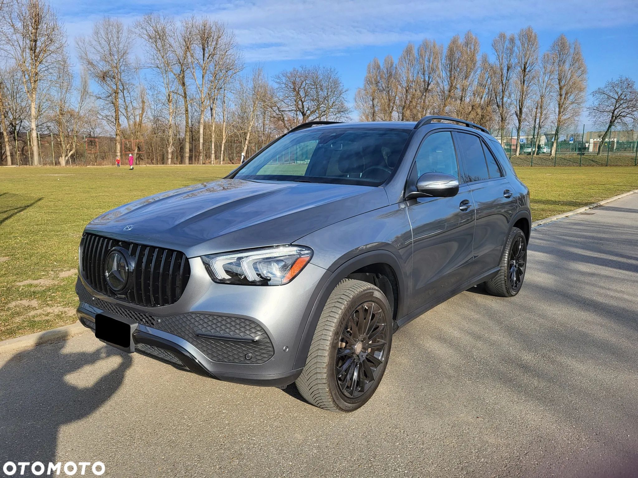 Mercedes-Benz GLE - 1