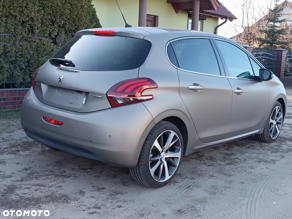 Peugeot 208 PureTech 110 Stop & Start Tech Edition - 11