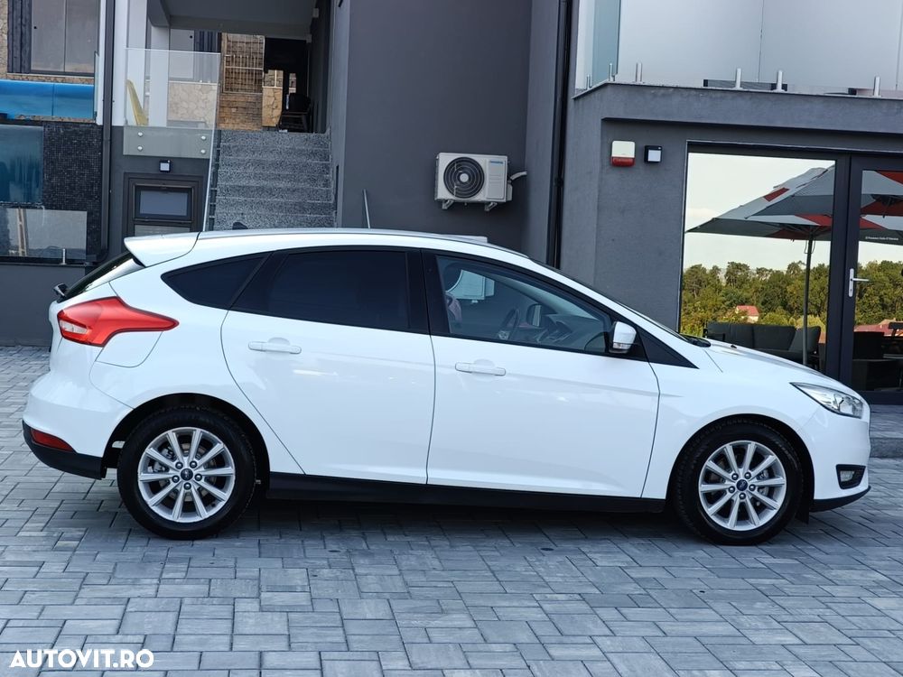Ford Focus - 6