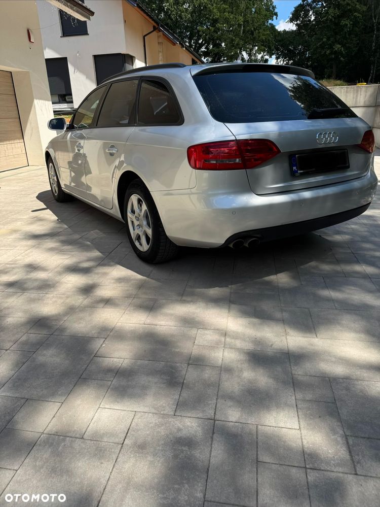 Audi A4 Avant 2.0 TDI Multitronic - 4