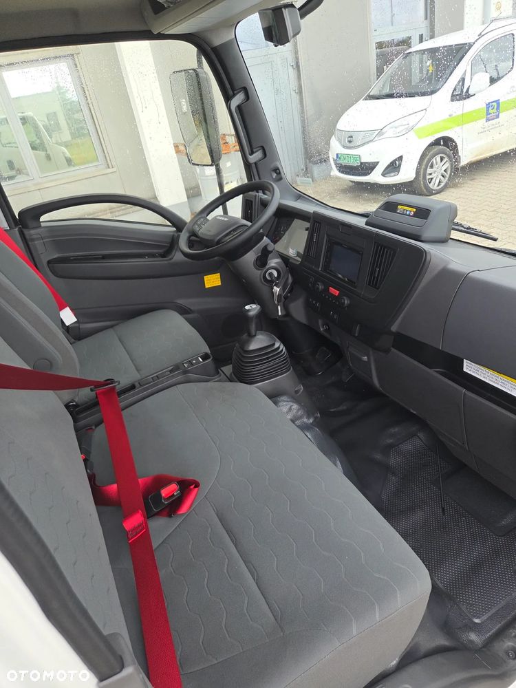 Isuzu M27 - 6