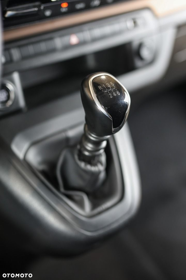 Toyota Proace Verso - 12