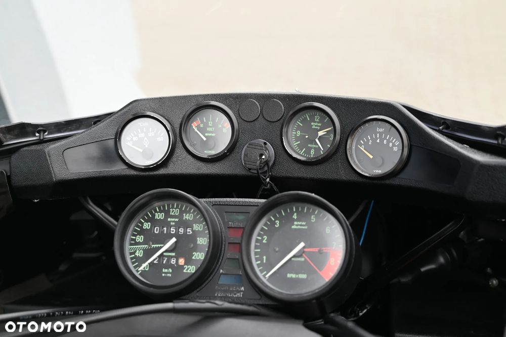 BMW R - 32